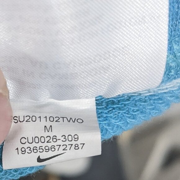 Nike | Girls Striped Sports Shorts - Picture 6 of 6